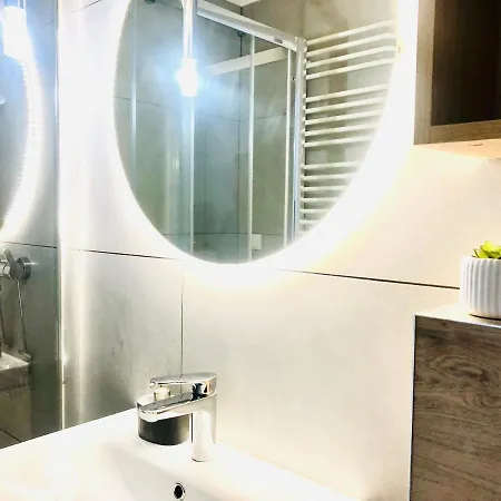 Syrenka アパート ダルウォボ